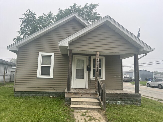 Photo - 2325 N Buckeye St House