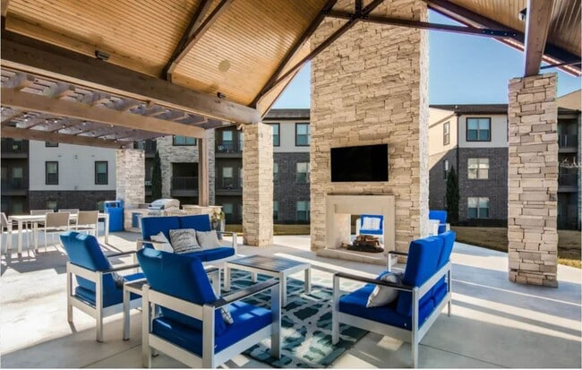 McKenzie Park Apartments