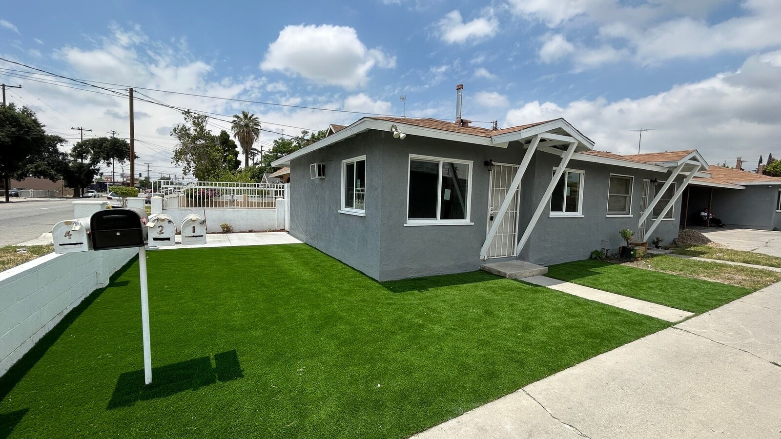 Photo - 632 W 9th St Unit 2