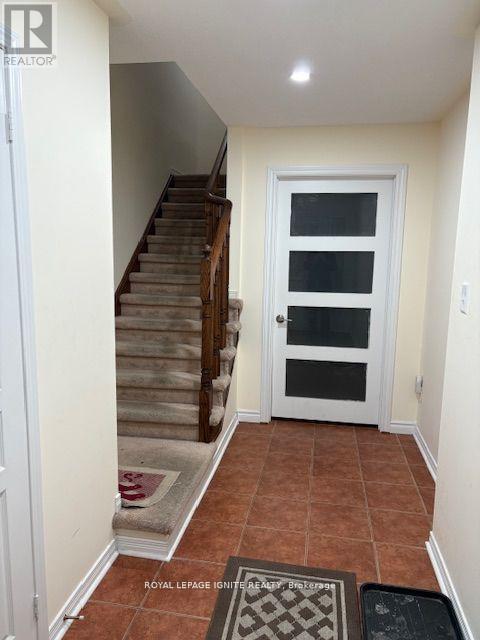 Photo - 11 Curran Hall Crescent
