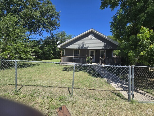 Building Photo - 2741 Connor Ave Rental