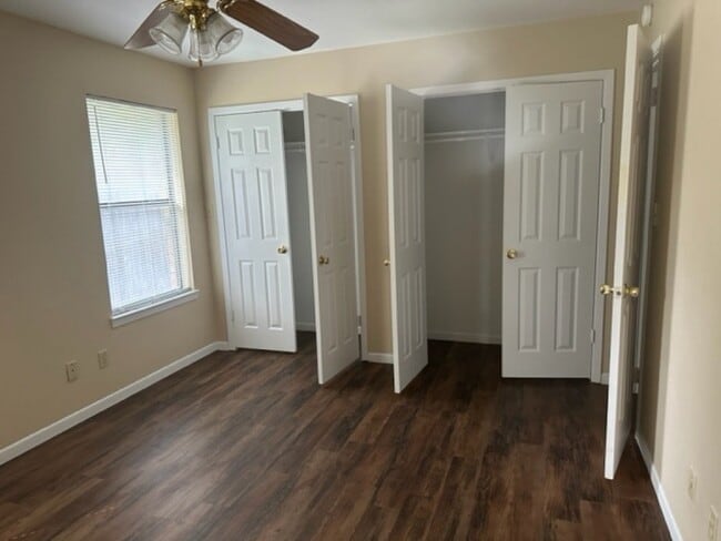 Photo - 2527 Westminster Dr