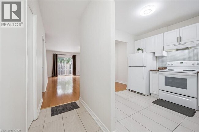 Photo - 178 Westcourt Pl
