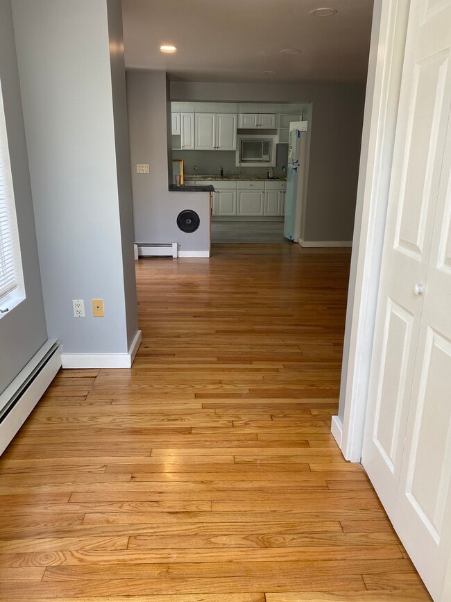 Photo - 1150 Chapel St