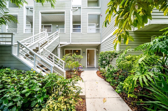 Building Photo - 3453 NW 44th St Unit 108