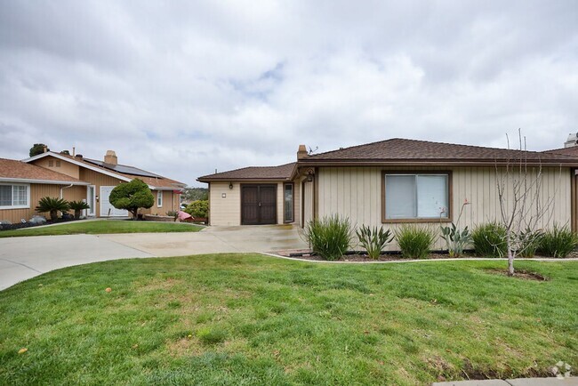 Building Photo - 3 Bedroom Home in La Mesa Woods