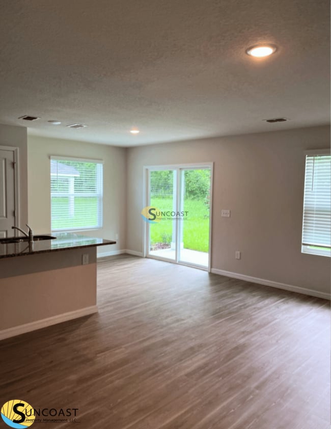Building Photo - 1365 Tan Tara Trl Rental