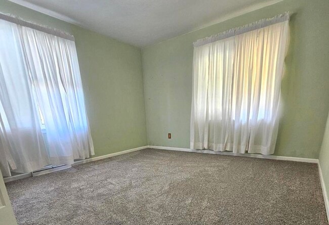 Photo - 714 N Bridge St Unit 0