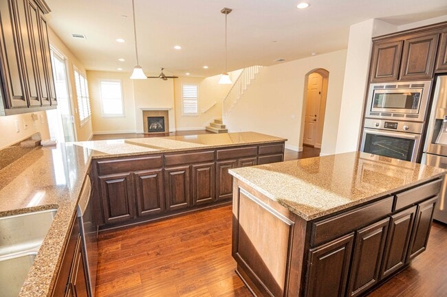 Photo - 2744 Valley Oak Pl