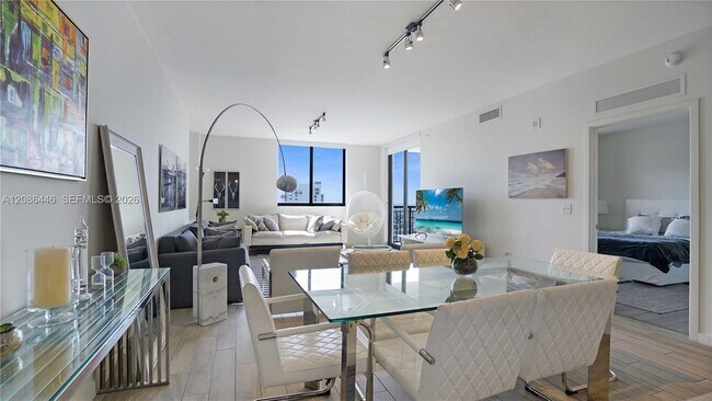 Photo - 999 SW 1st Ave Unit 2313