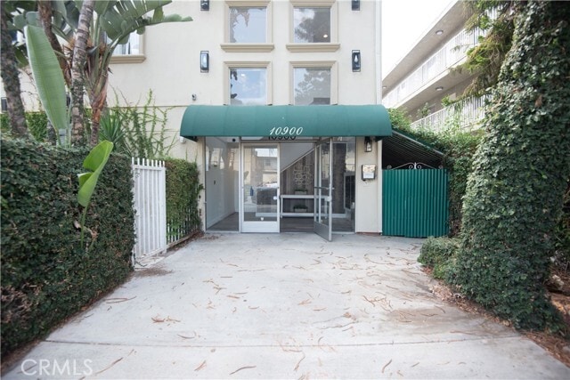 Photo - 10900 Blix St Unit 14