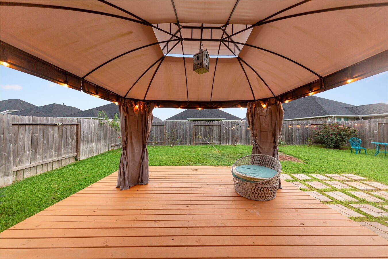 Photo - 31206 Whitfield Ct