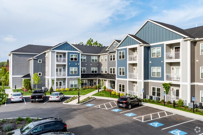 Alternate Building - 19 Canal Apartments