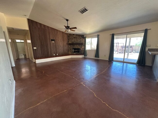 Photo - 5995 Encelia Dr