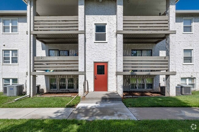Maple Ridge Apartments