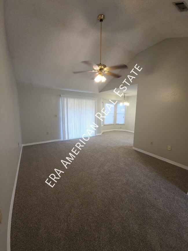 Photo - 117 Oak Terrace Dr