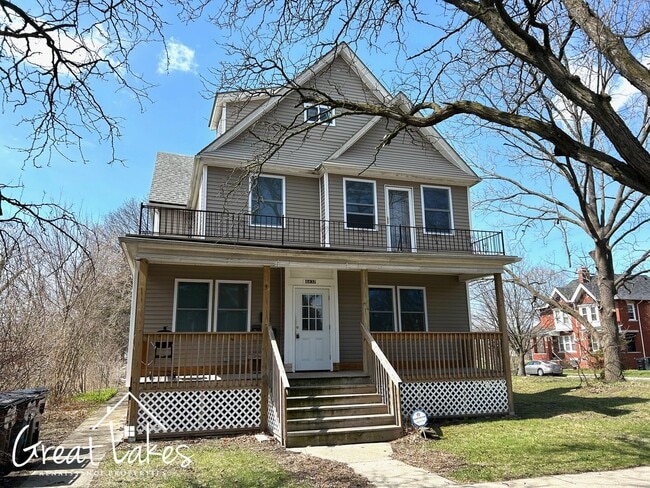 Building Photo - 4437 Avery St Unit Apt 1N