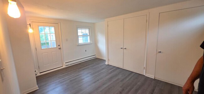 Photo - 146 Walnut St