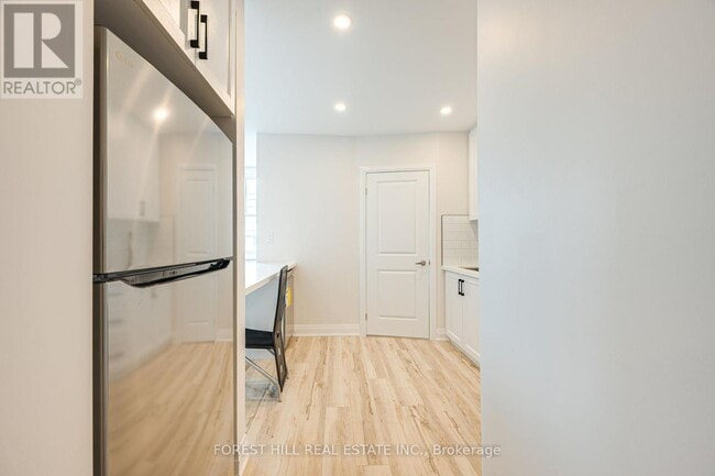 Photo - 7725 Yonge St Unité 2