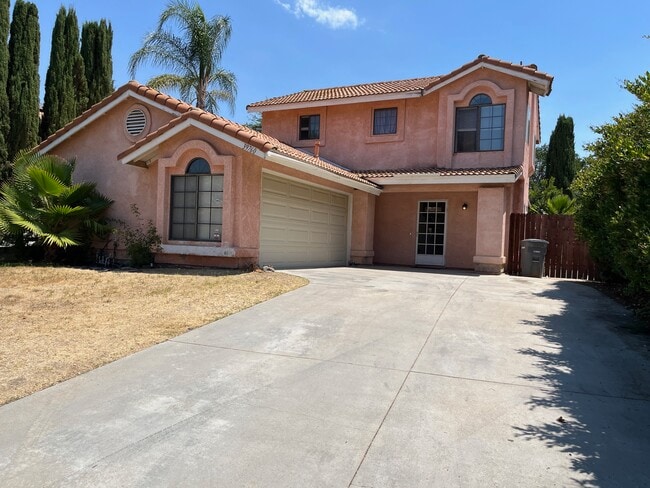 Building Photo - 39760 Rustic Glen Dr Rental