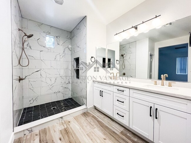 Photo - 1674 S Constellation Way