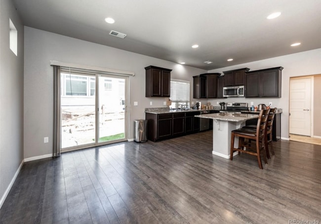 Photo - 8344 Longleaf Ln