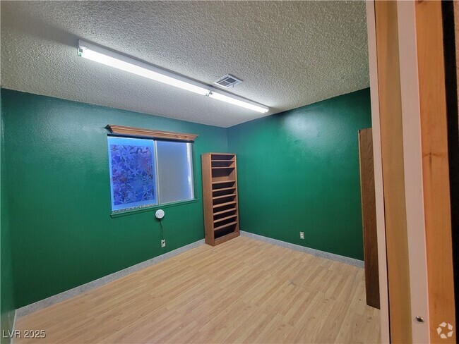 Building Photo - 4723 Desert Vista Rd Rental