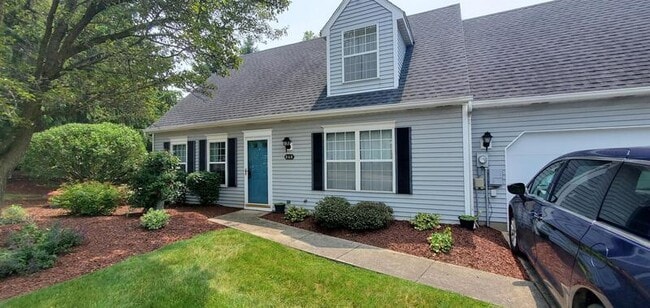 Photo - 868 W Kensington Ln