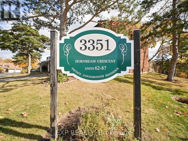 Photo - 3351 Hornbeam Crescent