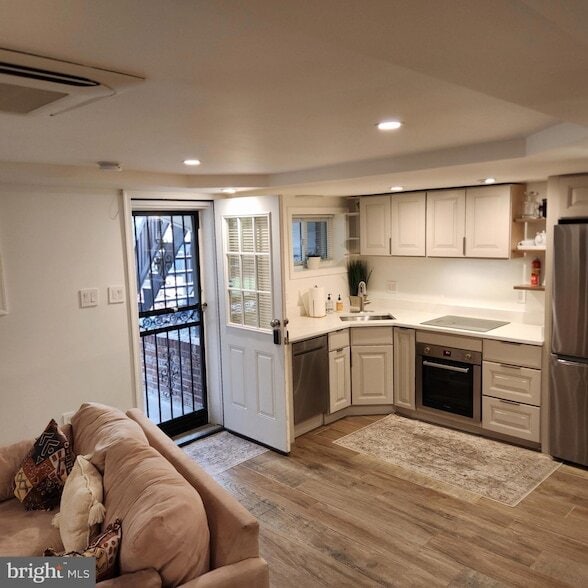 Photo - 4303 13th Pl NE