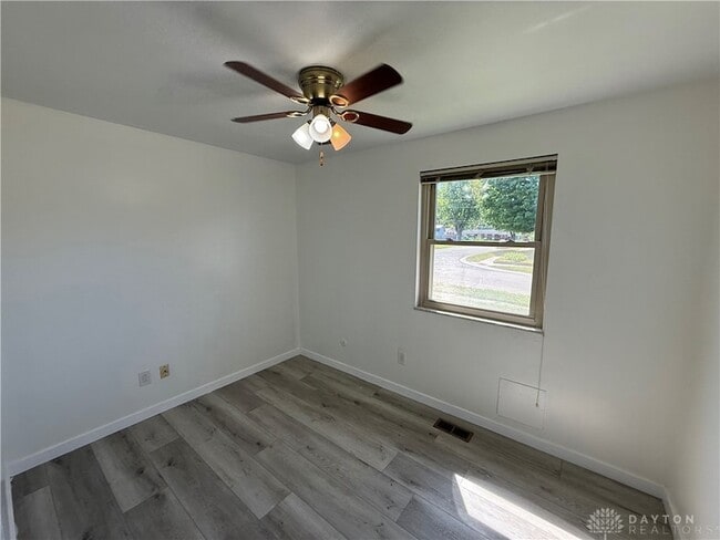 Photo - 7619 Bassett Dr