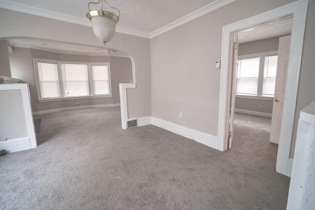 Photo - 3652 E 151st St Unit 1