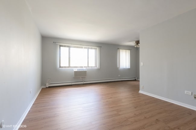 1660 Green Bay Rd Unit 1 Bedroom