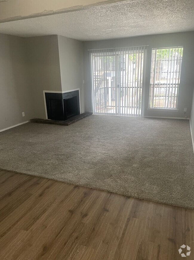 Building Photo - 2401 E 55th Pl Unit 2401 E. 55th Pl  12 Rental