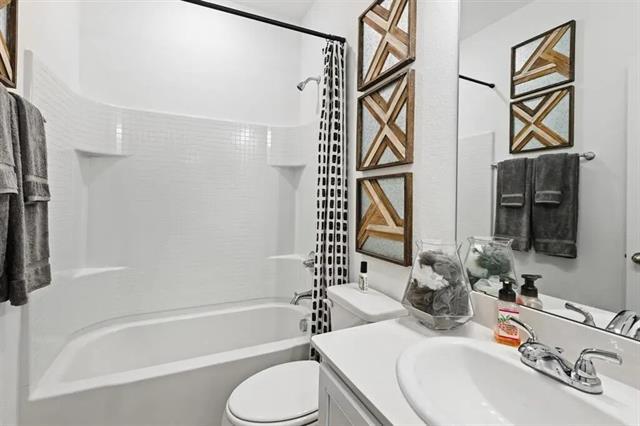 Photo - 2820 Fox Trail Ln