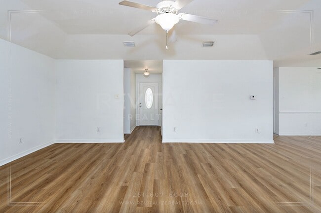 Photo - Spacious 3-Bedroom Home with Open Floor Plan and Big Backyard in West Mobile!