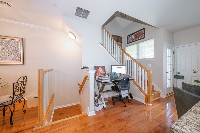 Photo - 35 Brewerytown Ct