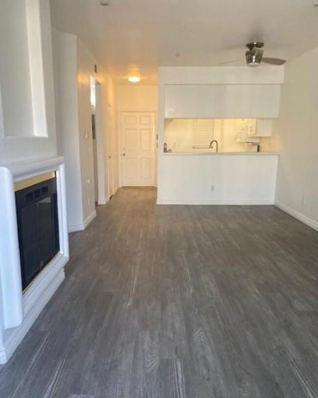 Step into luxury living with this exquisit... - Step into luxury living with this exquisit... Condo Unit 329