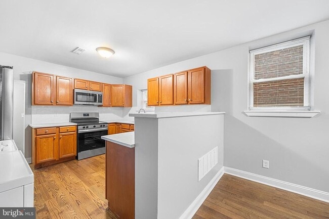 Photo - 3645 Emerald St