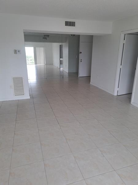 Photo - 4164 Inverrary Dr Unit 803
