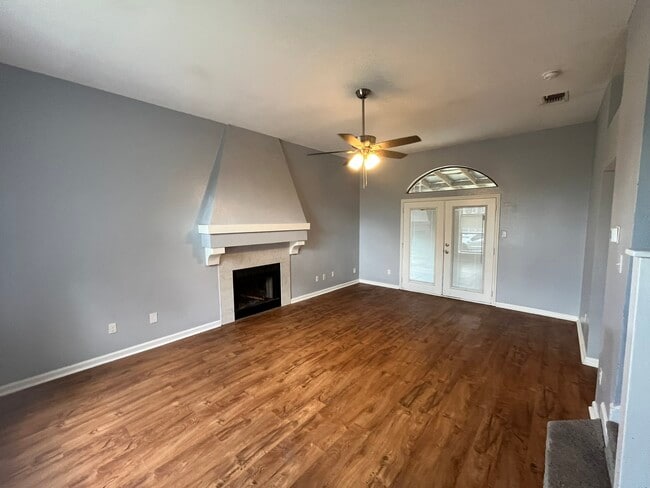 Living Room - 5990 Catalina Sunrise