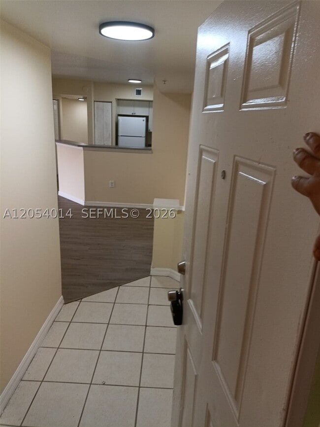 Building Photo - 17602 NW 25th Ave Unit 307
