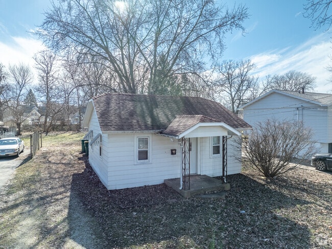 Building Photo - 1022 Greenleaf St Rental