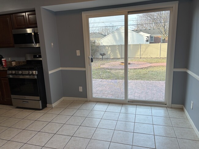 Photo - 11401 Mayfield St