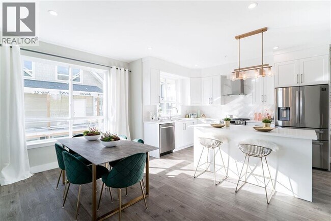 Photo - 430 Duncan St