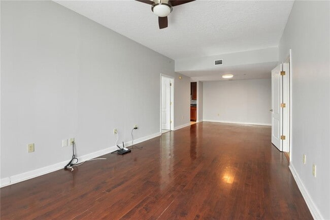 Photo - 195 14th St NE Unit 1907