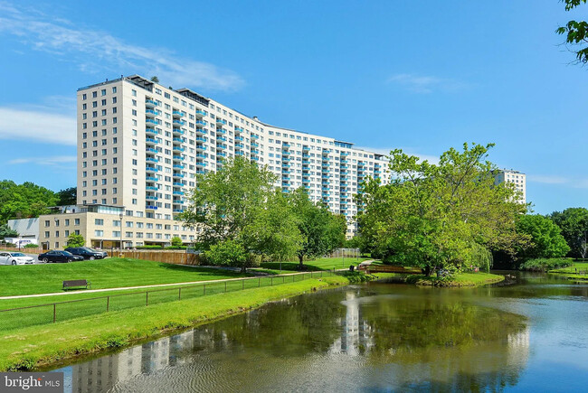 Photo - 10500 Rockville Pike Condo Unit 1126