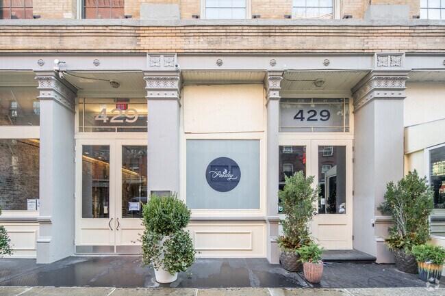 Photo - Tribeca North