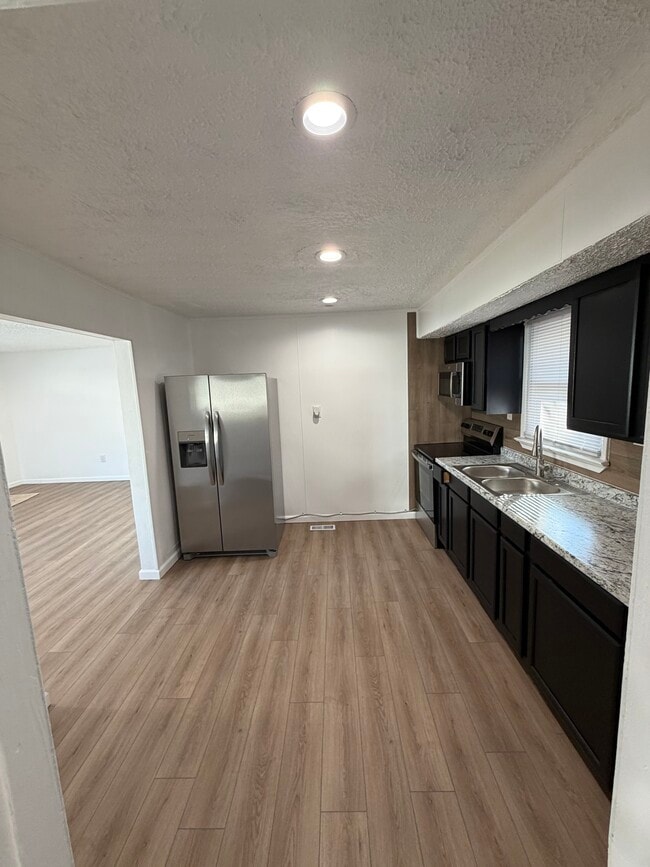 Photo - 203 Ellerbe Dr