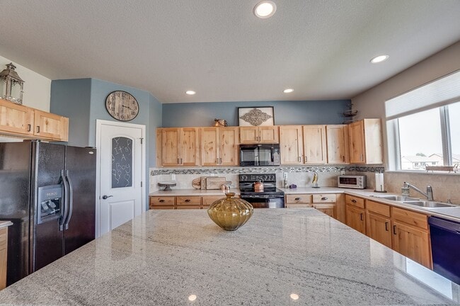 Photo - Stunning 4 Bed, 3 1/2 Bath House in Severance!